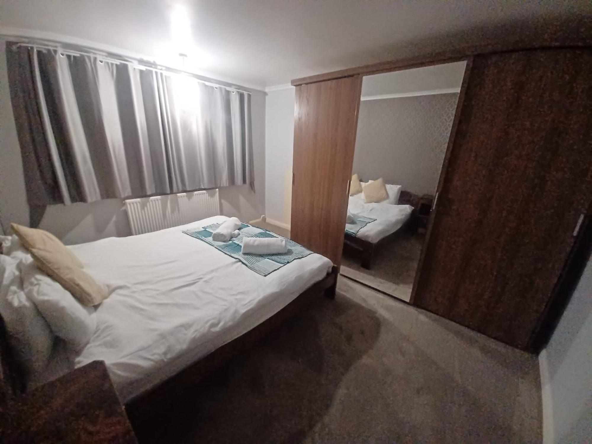 Apartamento The Rushdon Grays Exterior foto